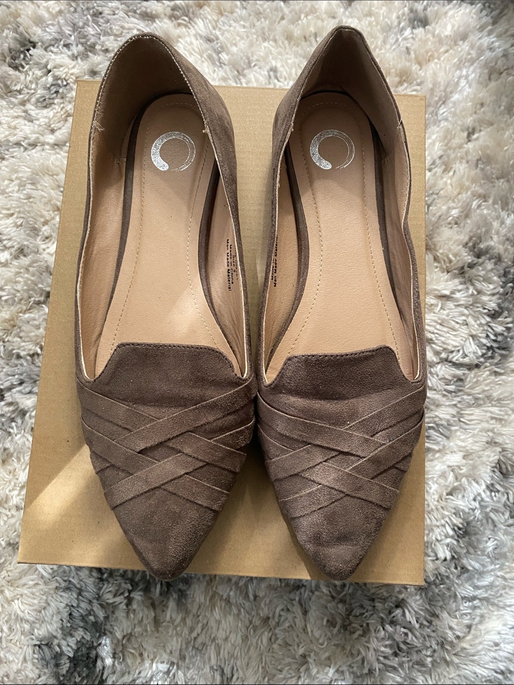 Journee Collection Women's Mindee faux suede pointed-toe flats in taupe